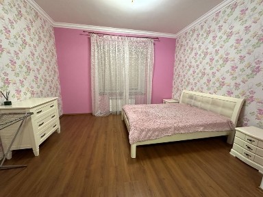 Сдам до Лета спальня и кухня-студия на пер. Хантадзе