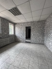 Продаж комерційного приміщення вільного призначення
