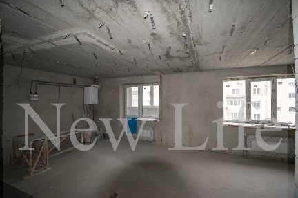Продаж 2-кімнатної квартири 68 м², Михайла Лушпи просп.