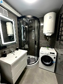 Продаж 2 кімнатної квартири в Центрі