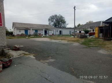 Комерційна нерухомість 400кв. м.