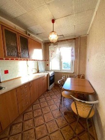 Продается трёхкомнатная квартира по улице Свято-Николаевская