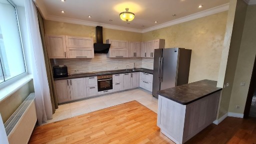 Пентхаус с террасой 340 м2. Бессарабская площадь !