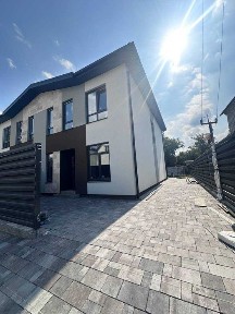 Продаж готового дуплекса 150 м. кв., 3 сотки. Метро Славутич 10хвилин.