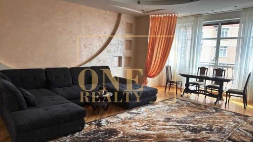 Довгострокова оренда 3к Печерськ, Авторський дизайн, ПАРКОМІСЦЕ, БЕЗ%%