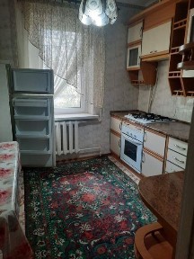 Срочная аренда большой 2к квартиры возле Магеллана