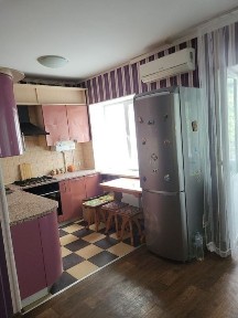 Продам 3х квартиру в центре города с автономным отоплением