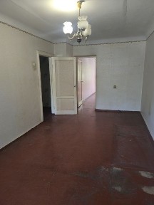 Продам двухкомнатную на Спецстрое 14500