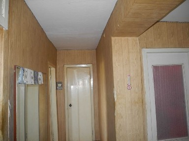 Продається трикімнатна квартира в центрі міста