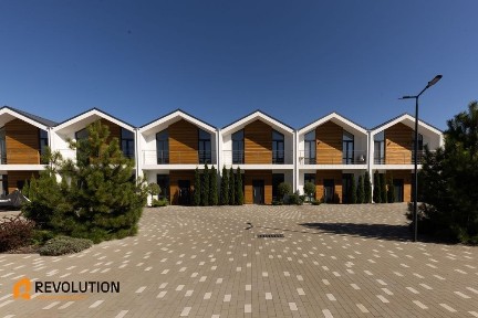 БЕЗ% Таунхаус 92 м2 с. Рожни КМ Prydesennya Eco Village