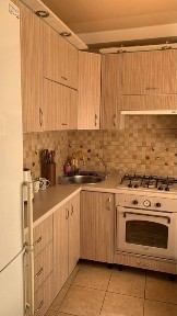 Продаж 3-х кімн. квартири 3/5 по вул. Чумаченка, з ремонтом і меблями.