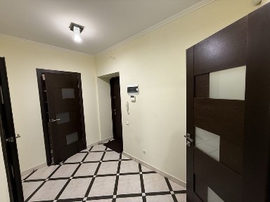 Оренда 1 кім., вул Коновальця 120