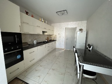 Оренда 3 кім. вул. Довженка