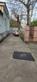 Продам 1/2 будинку в Центрі