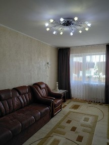 Продаж 4-кімнатної квартири