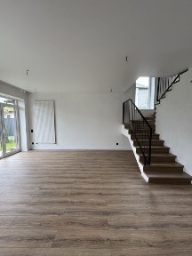 Продаж котеджу, будинку 120 м2 з ремонтом в центрі Рудне-Львів