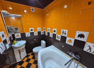 Автономное отопление! 4комн. квартира. Центр Лозовой. Можно под офис.