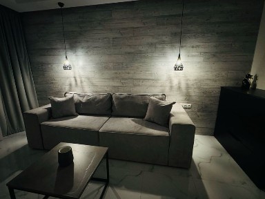 Здається 1 кімнатна кв з автономним опалннням Центр