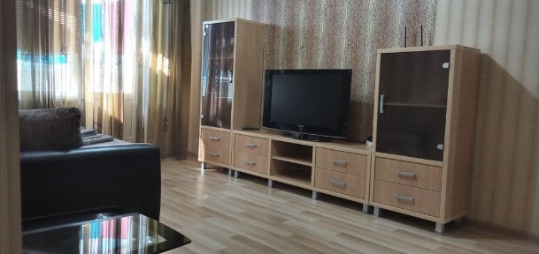 Хозяйка 2комн квартира метро Героев труда и Студенческая