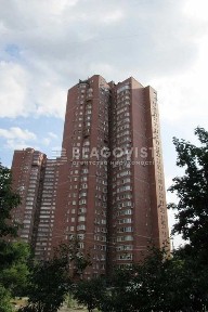 Київ, Дарницький, вулиця Анни Ахматової 13