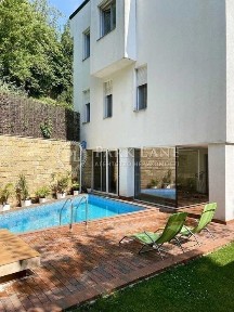 Оренда будинку на Батиєвій горі. Солом'янка. Без %.