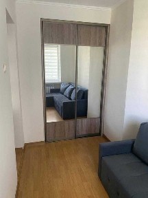 Реальна однокімнатна квартира на Виноградарі. Низький проверх!