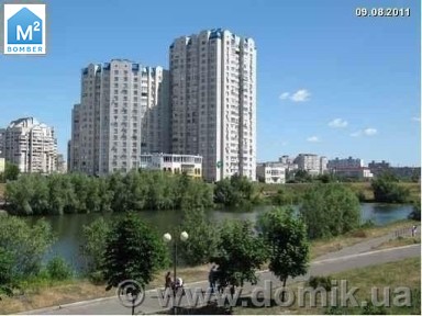 Киев, Драгоманова ул., 31Б