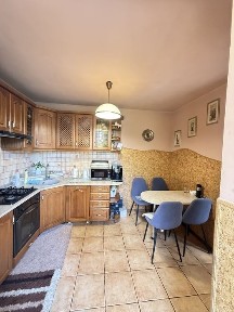 Продається 3х кімнатна квартира в Росвигові