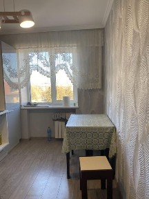 Сдам до лета 2 ком. с евроремонтом на 1 Мая