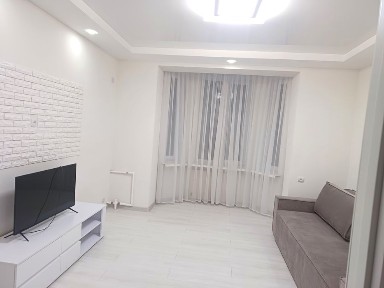 Сдам 2 кв. пр-ктСвободы с шикарным видом на сквер с фонтанами 20000 грн