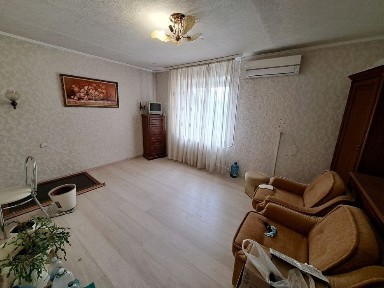 Квартира 3 комнатная ул. Парковая 83 р-н Даманский