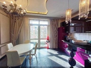 Киев, Владимира Антоновича ул., 131