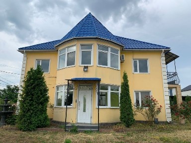 Будинок під реконструкцію плюс ділянка 17,5 соток в районі Спортивної