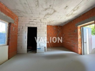 Продаж 1 к. кв. з терасою та двориком м. Боярка, Крюківщина, Вишневе