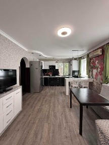 оренда будинку в районі площі Миру