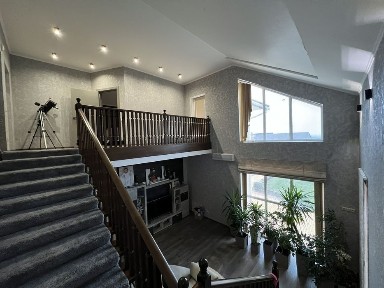 Продаж 2-поверхового будинку з меблями та технікою