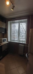 Оренда, центр, Проспект перемоги 18