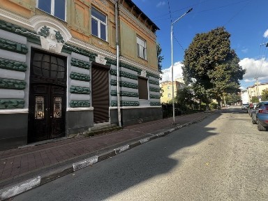 Здам приміщення вул. І. Франка