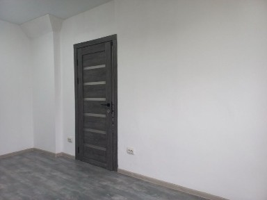 Продаж 1-кімнатної квартири з ремонтом в Брошнів-Осада