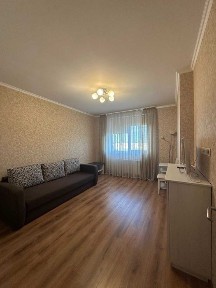 Олександрівська вулиця, район Святошинський, Київ, метро Нивки, вул. Олександрівська 1 • ID 33565573