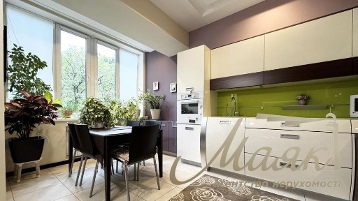 ОРЕНДА 3х кімн. кв. вул. Приходська.