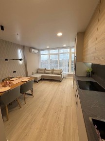 3-кімнатна квартира з видом на Дніпро, два санвузла