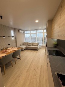 Квартира 3 кімнатна в Черкасах з видом на Дніпро, два санвузла