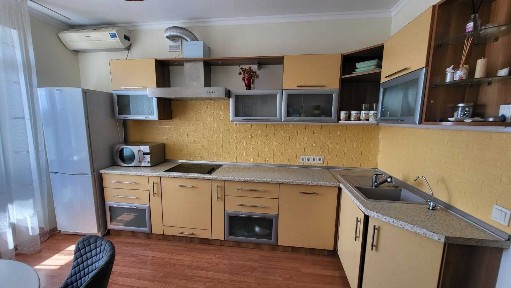 Киев, Алма-Атинская ул., 39А