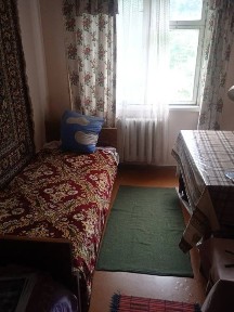 Терміново продається 2-х кімнатна квартира по вул Львівській. Торг.