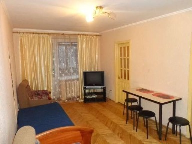 3- Кв. Центр. Подобово, звітні документи. Wi-Fi.