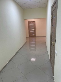 Здається в оренду офісне приміщення 200 м. кв.