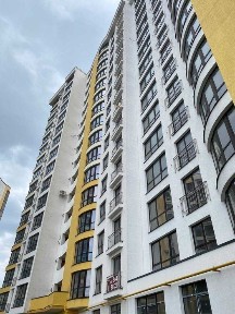 Продається 3 кім квартира по вул. Івасюка- Незалежності