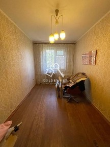 Продаж трикімнатної квартири по вул Армавірська.