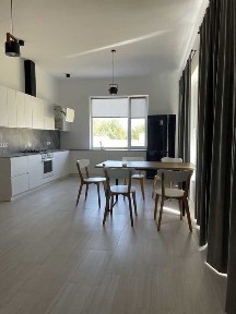 Будинок в лісі, збудовано для себе з розумом!